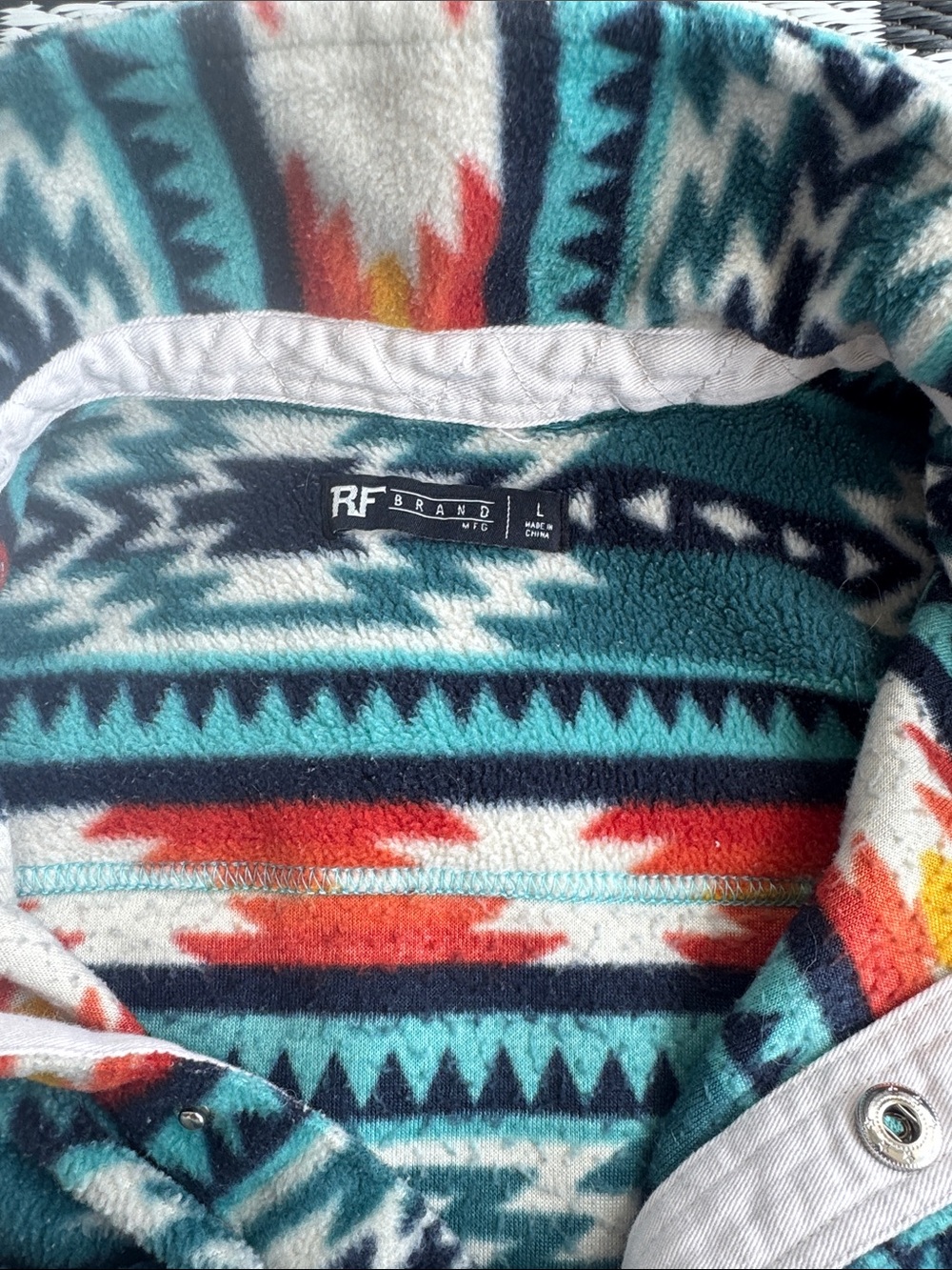RF BRAND Southwest-Pattern Snap-Front Fleece Shacket - L - Picture 7 of 9